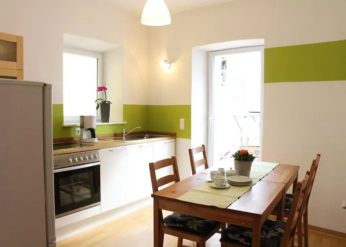 Weingut Loescher Daire *